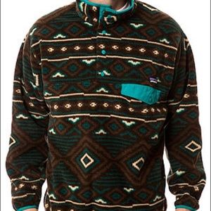 Patagonia pullover!